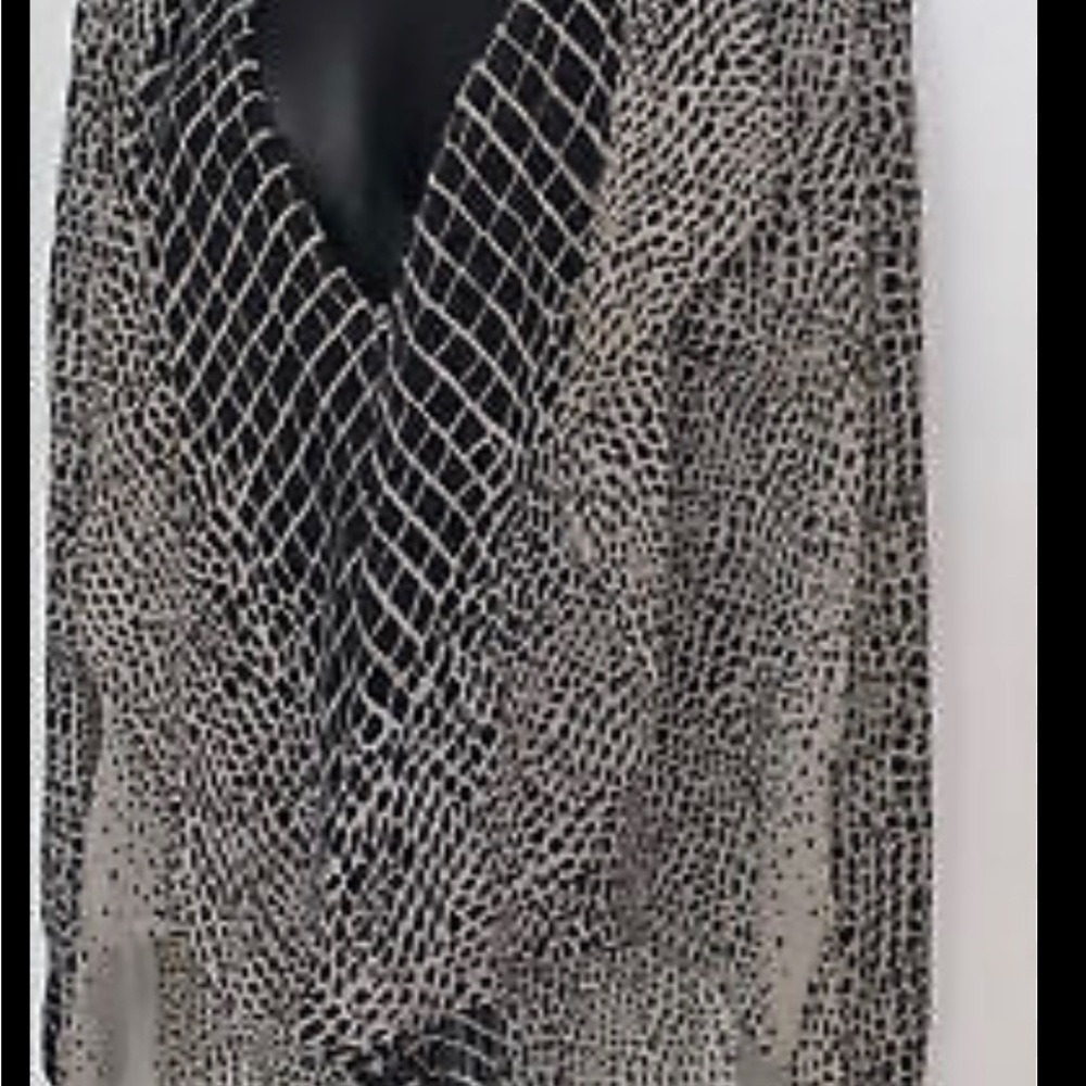 BCBG hi low silk top - Picture 3 of 7
